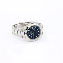 Carica l&#39;immagine nel visualizzatore di Gallery, Rolex Datejust ref. 126300 Blue Dial Oyster bracelet - Full Set
