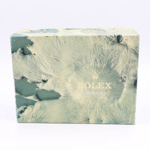 Załaduj obraz do przeglądarki galerii, Rolex Watch Box | Vintage Box Men Green with Outerbox Moon 68.00.08
