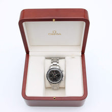 Bild in Galerie-Viewer laden, Omega Speedmaster Date Grey ref. 323.30.40.40.06.001
