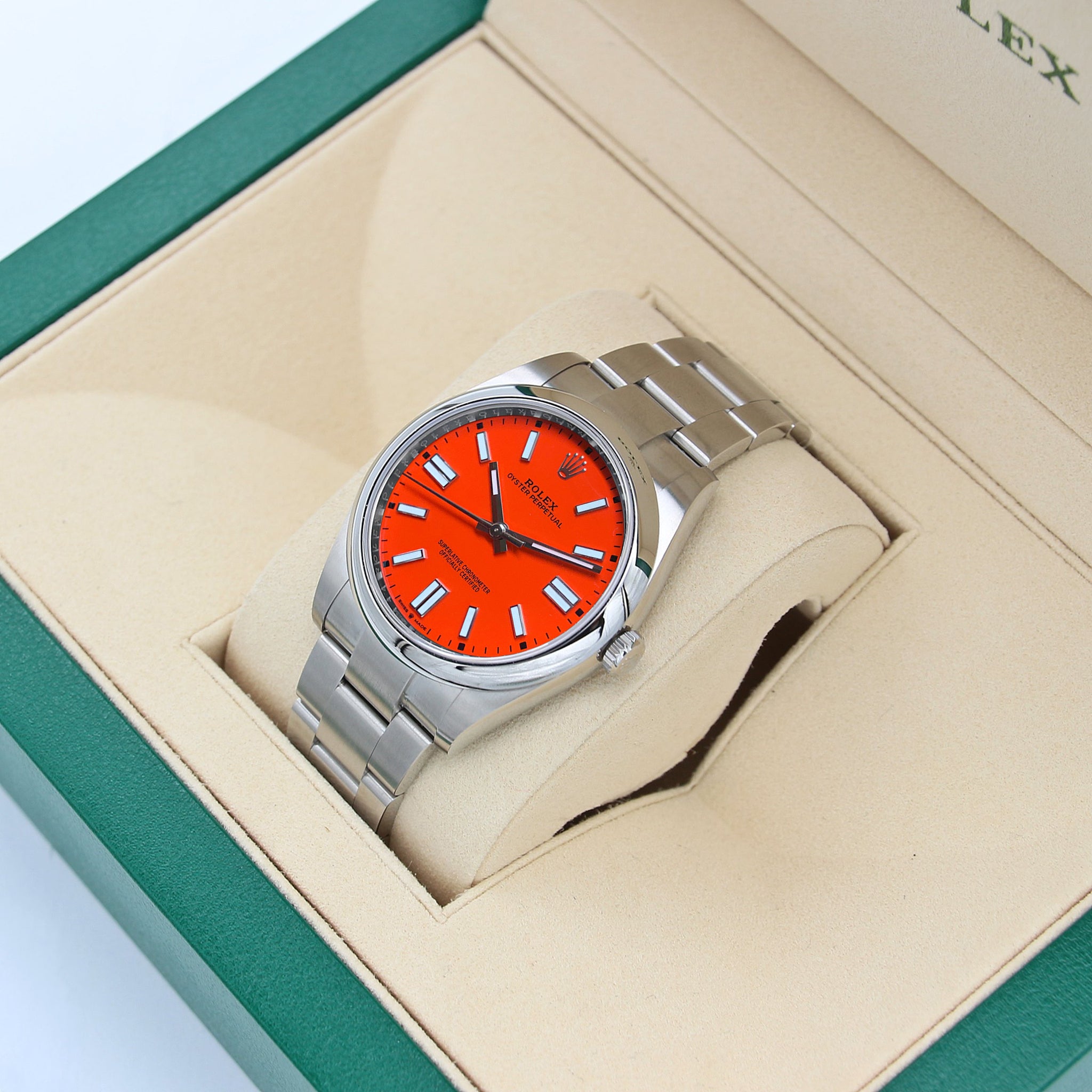 Rolex oyster hotsell perpetual 41 red