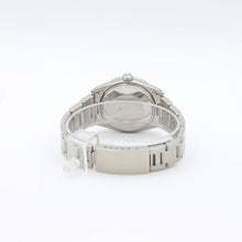 Załaduj obraz do przeglądarki galerii, Rolex Oyster Perpetual Date ref. 1501 34mm - Black Dial - Oyster bracelet
